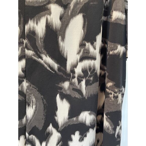 Lane Bryant black grey abstract embellished square neck short sleeve top - Picture 5 of 11